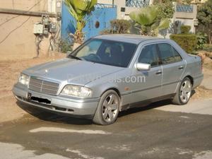 مرسڈیز بینز سی کلاس - 1995