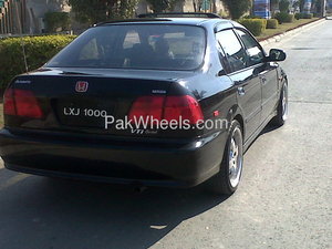 ہونڈا سوک - 2000