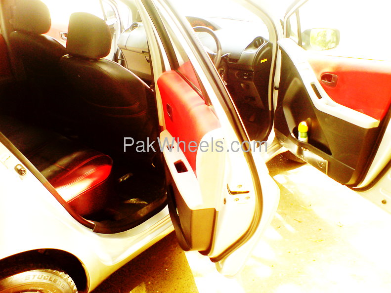 ٹویوٹا ویٹز - 2008 Red Dragon ٹویوٹا ویٹز - 2008 Red Dragon Image-2