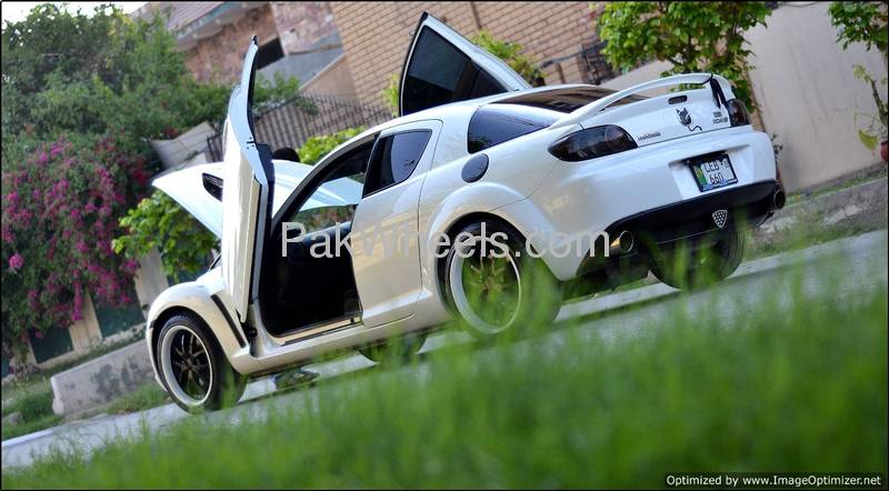 Mazda RX8 - 2004 White Hawk Mazda RX8 - 2004 White Hawk Image-3
