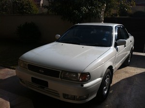 Nissan Sunny - 1993