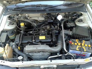 Nissan Sunny - 2004