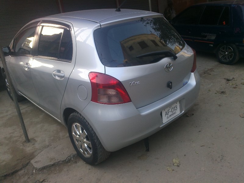 Toyota Vitz - 2007 1 Toyota Vitz - 2007 1 Image-8