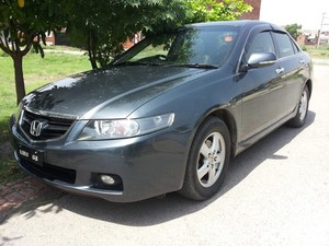 Honda Accord - 2003