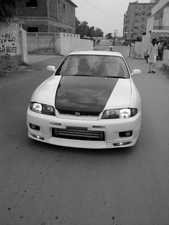 Nissan Skyline - 1995