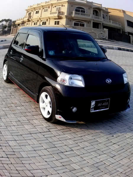 Daihatsu esse 2010