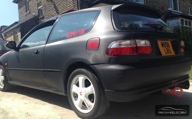 Honda Civic - 1995 Black n red  Honda Civic - 1995 Black n red  Image-3