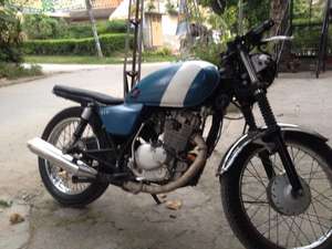 Suzuki GS 150 - 2013