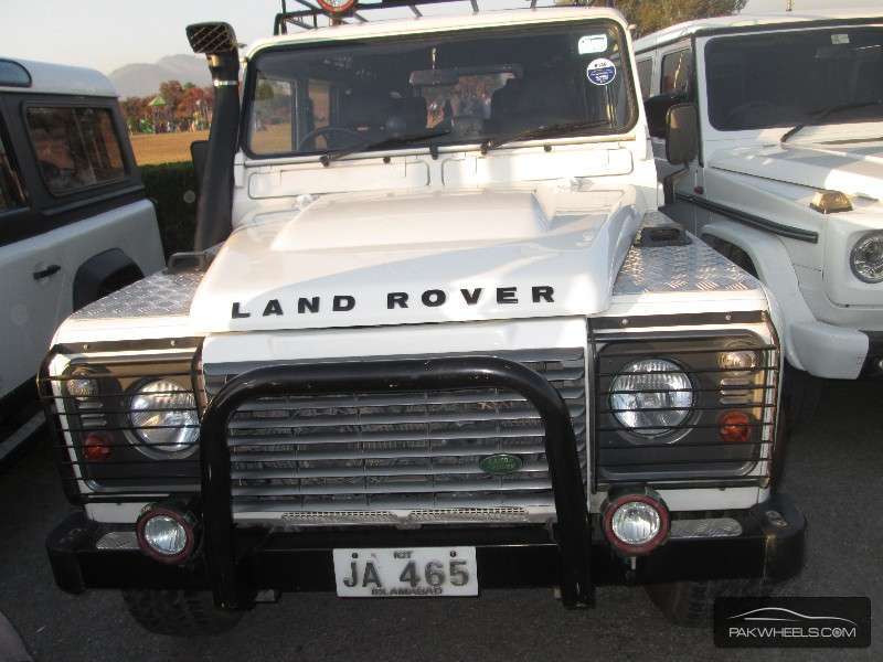 Land Rover Defender - 2005  Image-1