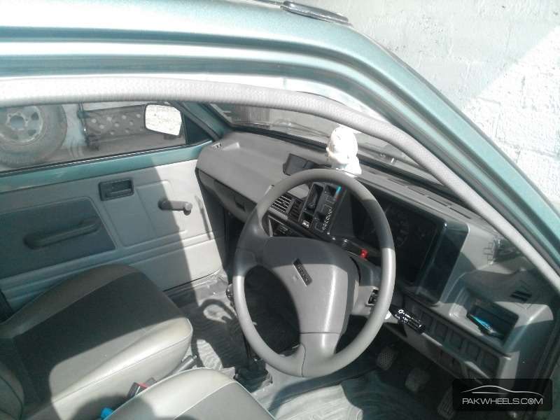 Suzuki Mehran - 2012  Suzuki Mehran - 2012  Image-5