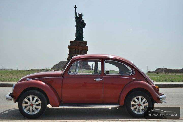 Volkswagen Beetle - 1970  Volkswagen Beetle - 1970  Image-2
