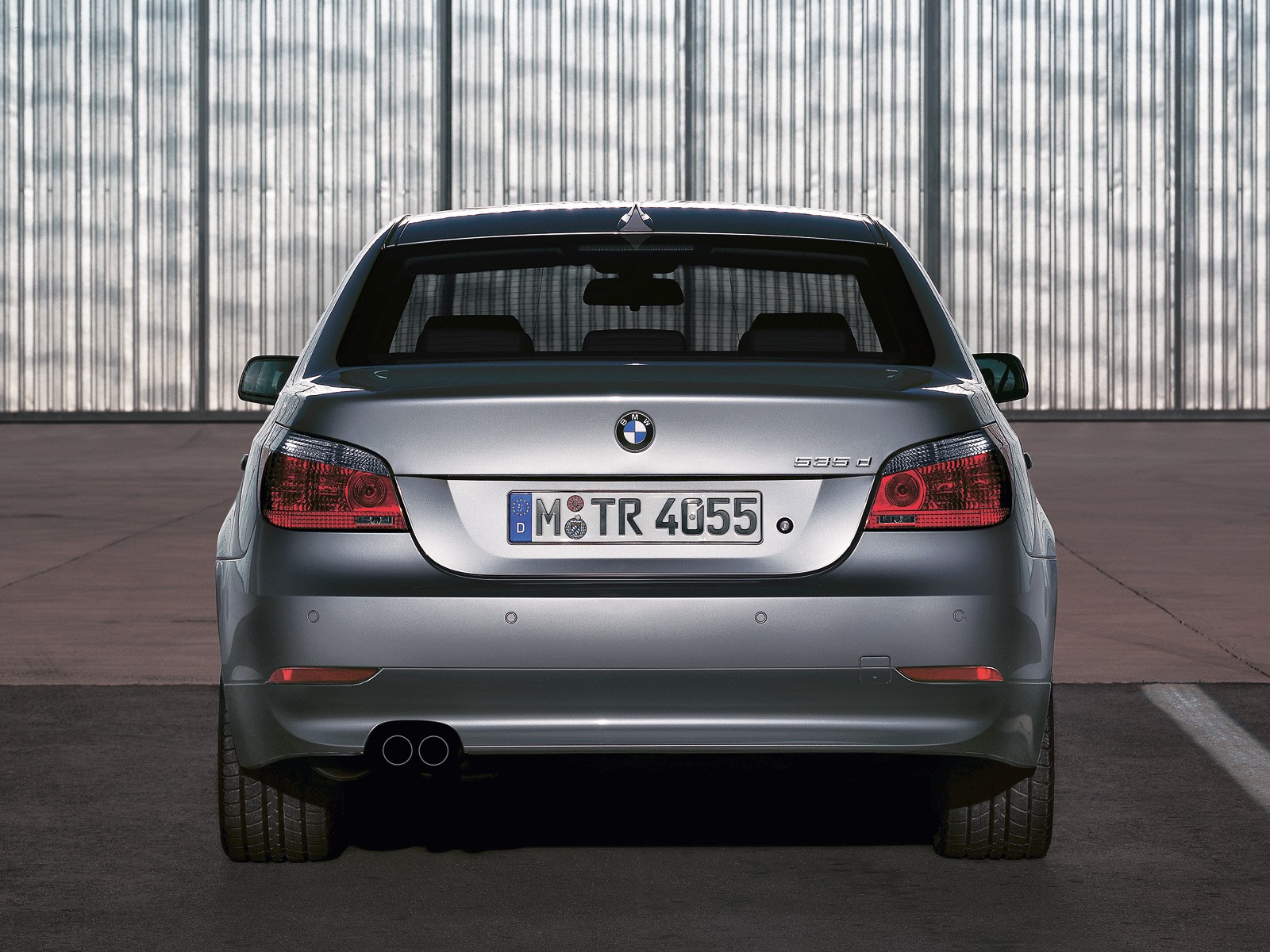 BMW 5 Series 5th (E60) Generation Exterior Rear End
