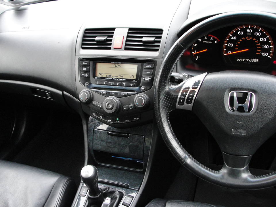 Honda Accord 7th Generation Interior Dashboard