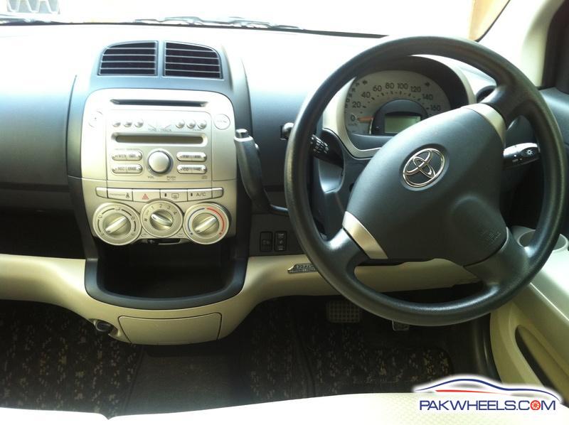 Toyota Passo 1st Generation Interior Dashboard