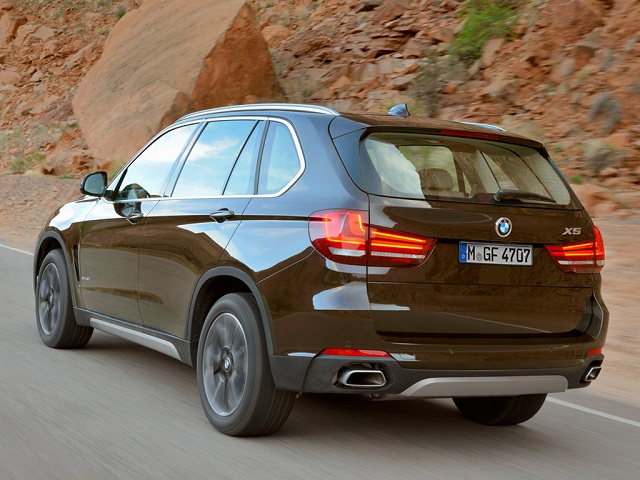 BMW X5 Series Exterior Rear Side View
