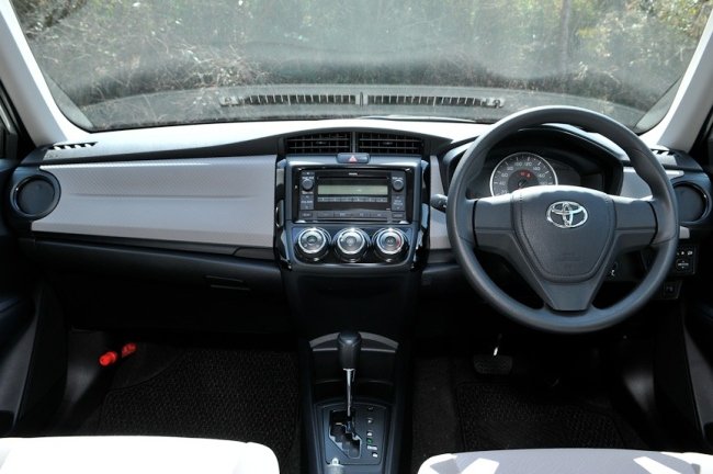 Toyota Corolla Fielder Interior Dashboard