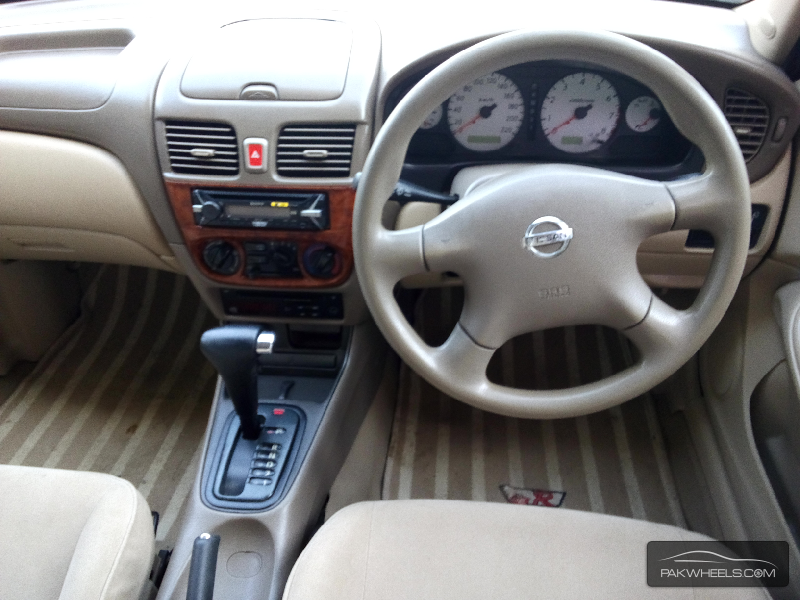 Nissan Sunny Interior Dashboard