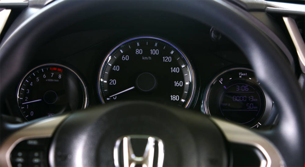 Honda BR-V Interior Speedometer