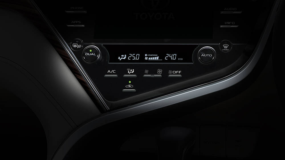 Toyota Camry Interior Controls