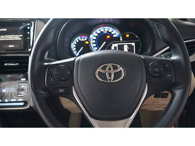 Toyota Yaris Interior Ativ X, Steering