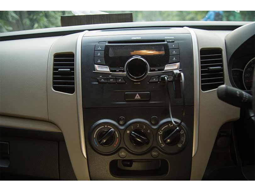 Suzuki Wagon R Interior AC & Audio Controls