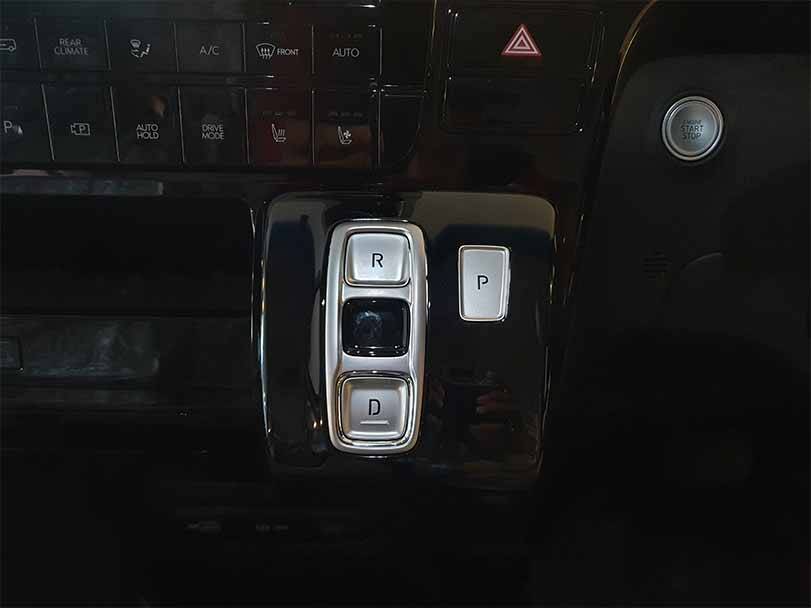 Hyundai Staria Interior Gears