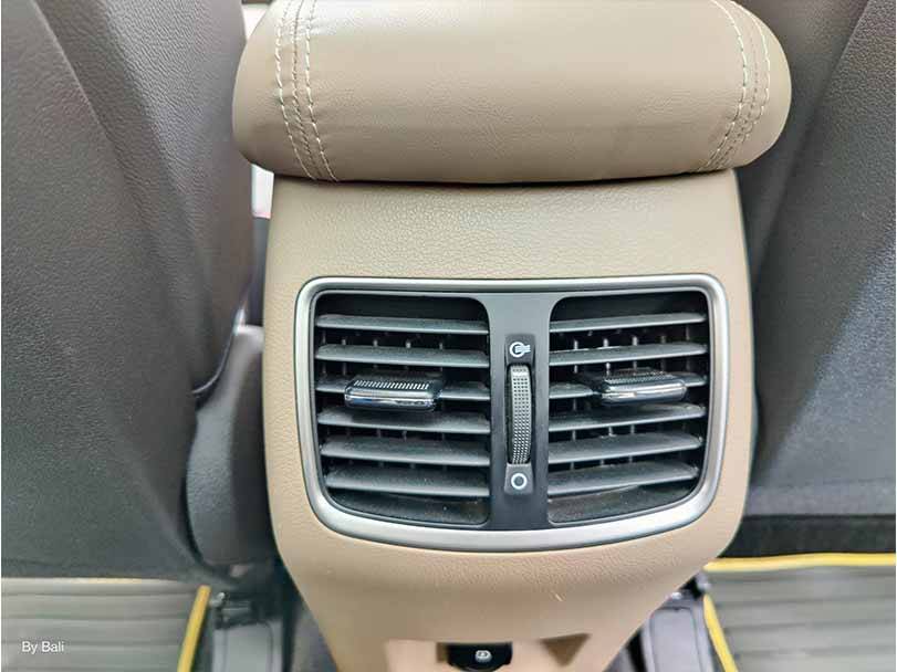 Hyundai Tucson 2024 Interior Rear AC