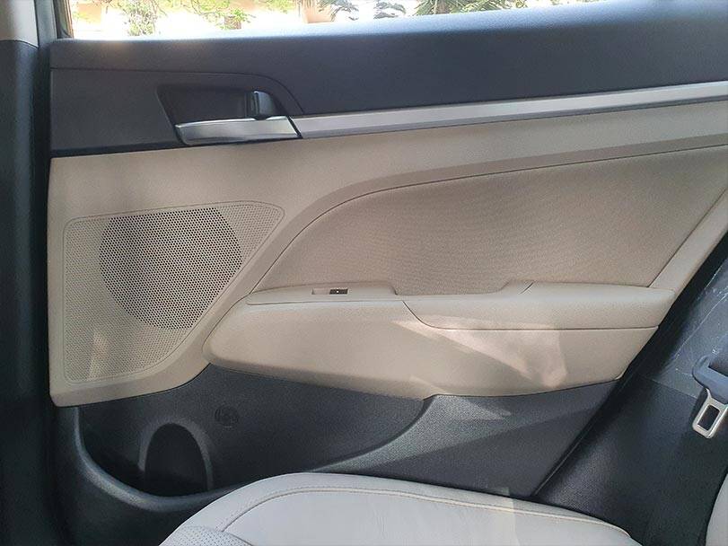 Hyundai Elantra 2024 Interior Door Panel