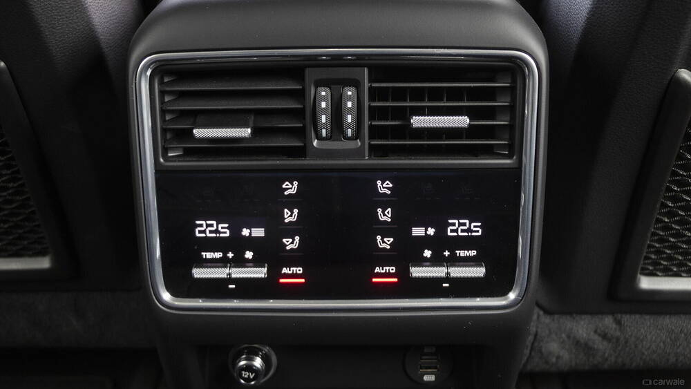 Porsche Cayenne Interior Rear AC vents