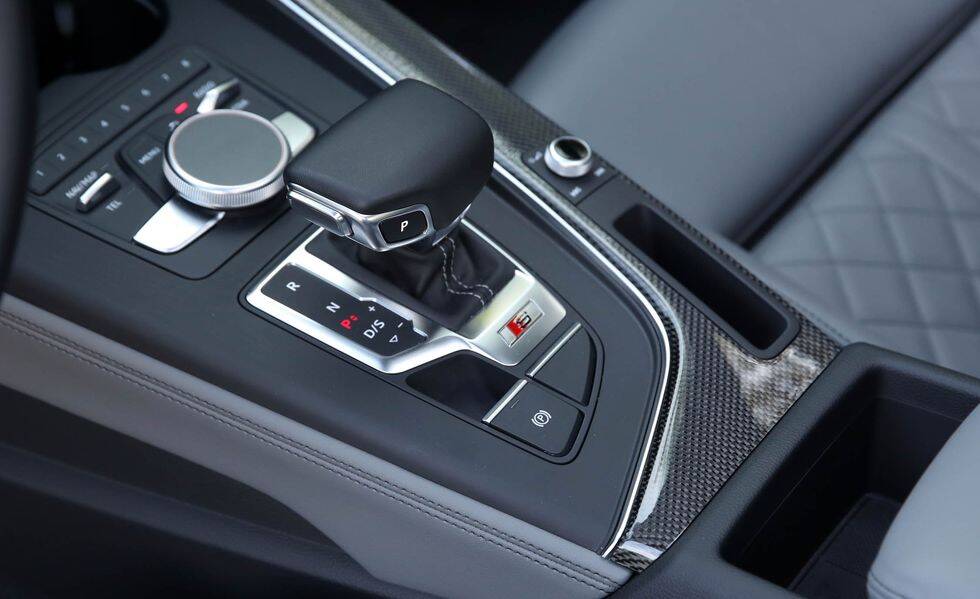 Audi S5 Interior Gears shifter