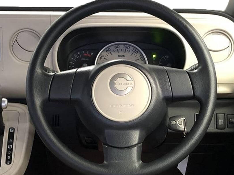 Daihatsu Mira Cocoa Interior 