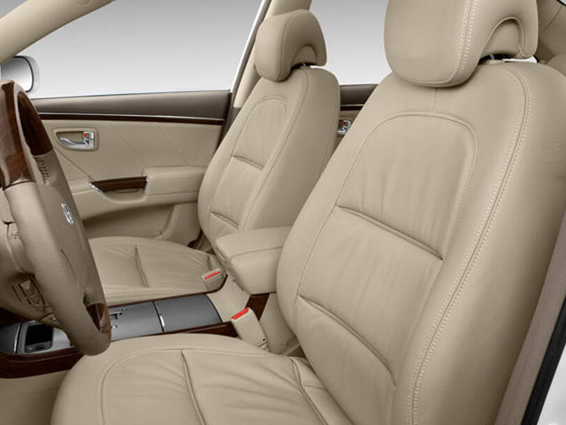 Hyundai Azera Interior 