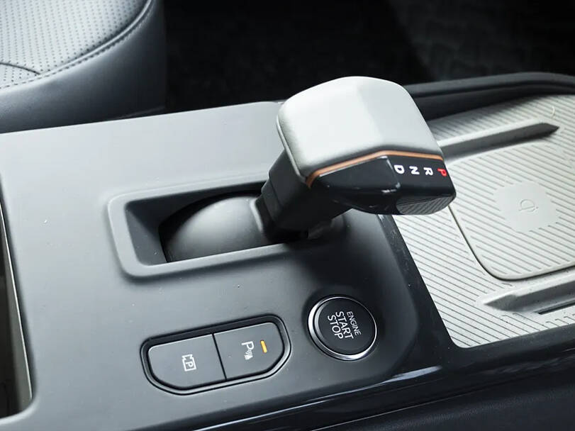 KIA Syros Interior 