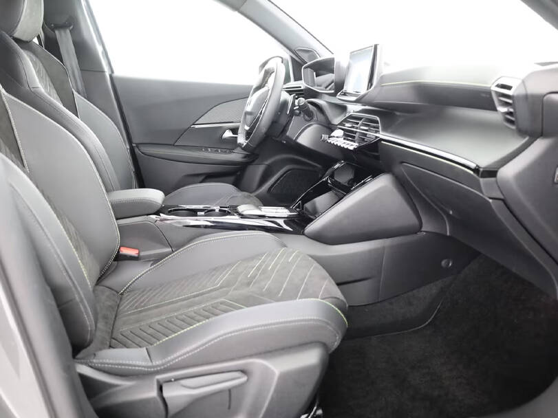 پیوژو 2008 2025 Exterior Front Seats